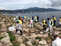 琵琶湖美化活動